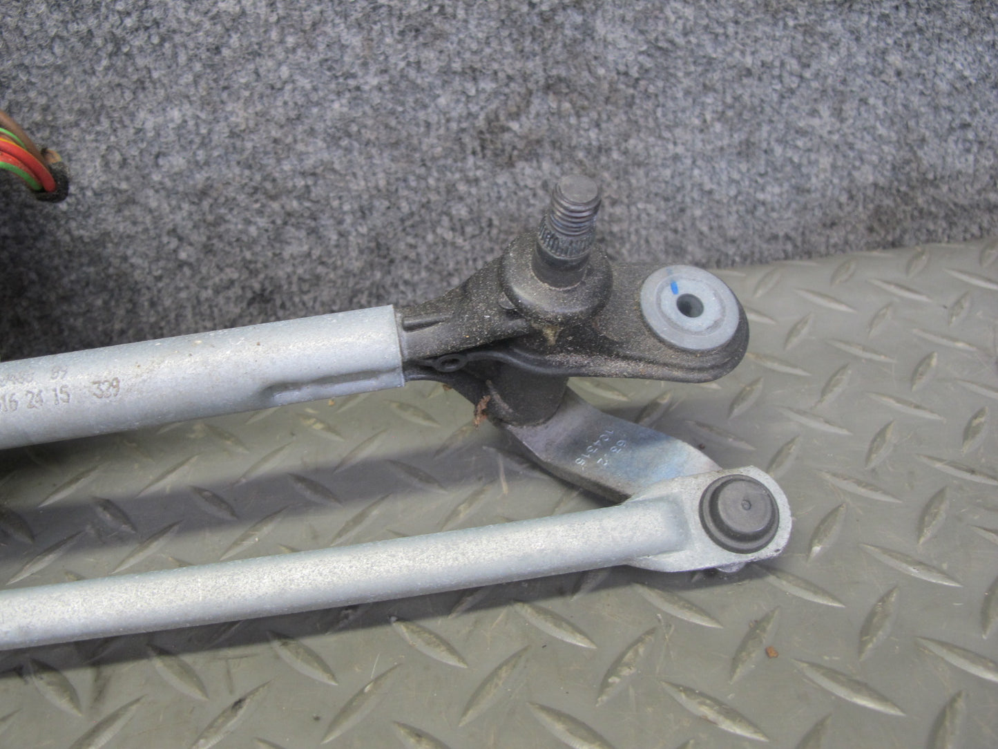 2015-2020 BMW F80 F82 M4 Windshield Wiper Transmission Linkage w Motor