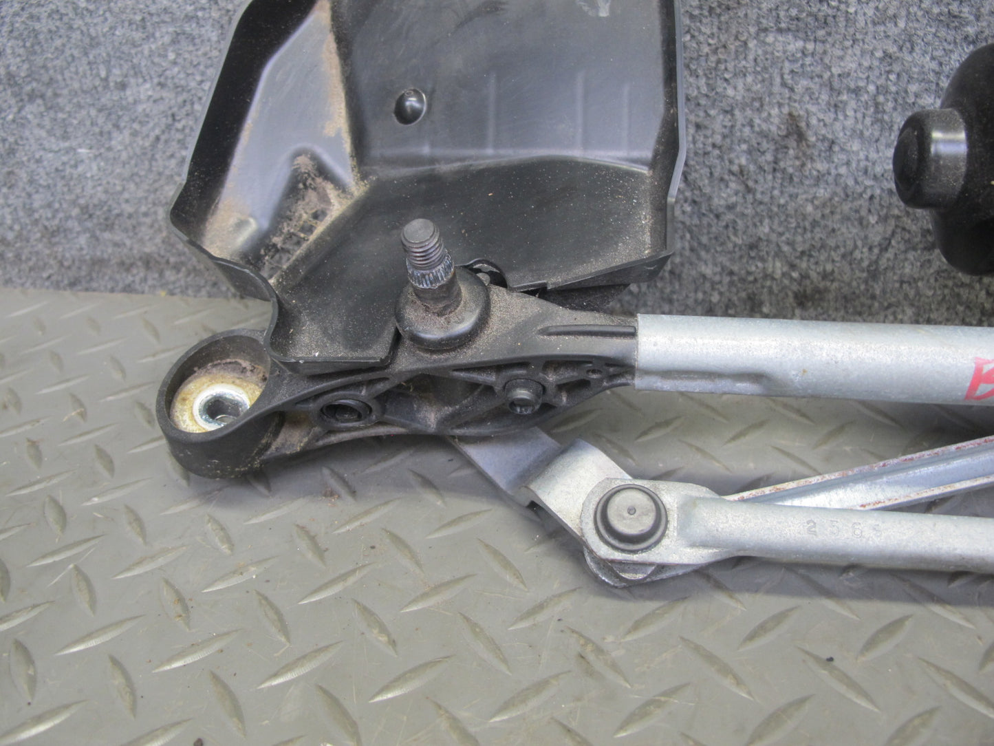 2015-2020 BMW F80 F82 M4 Windshield Wiper Transmission Linkage w Motor