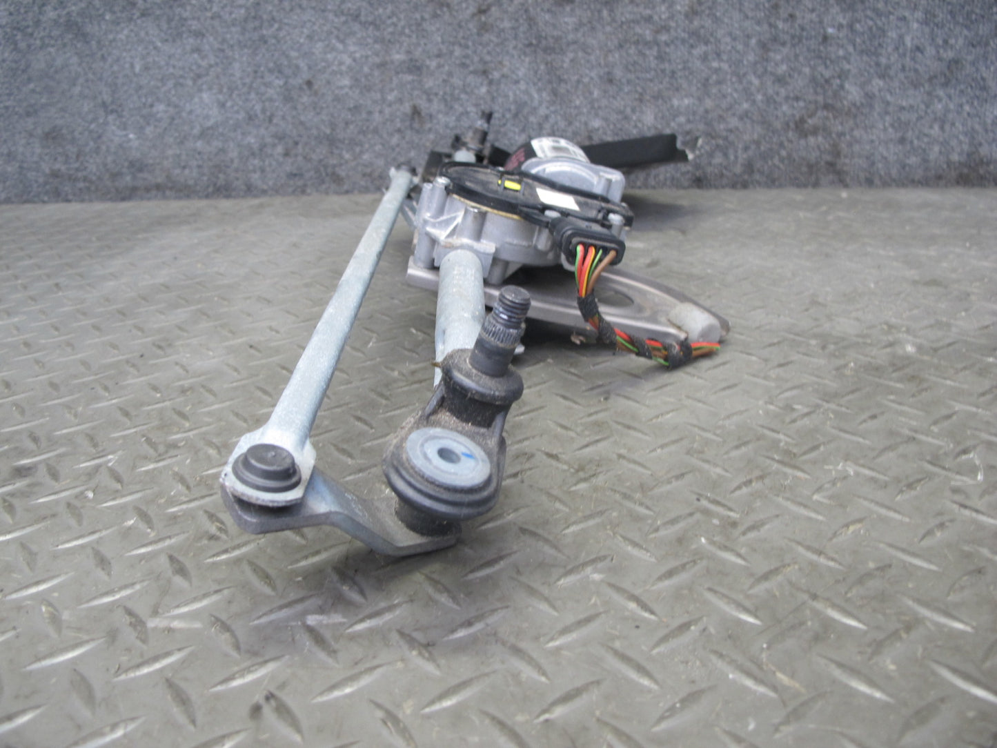 2015-2020 BMW F80 F82 M4 Windshield Wiper Transmission Linkage w Motor