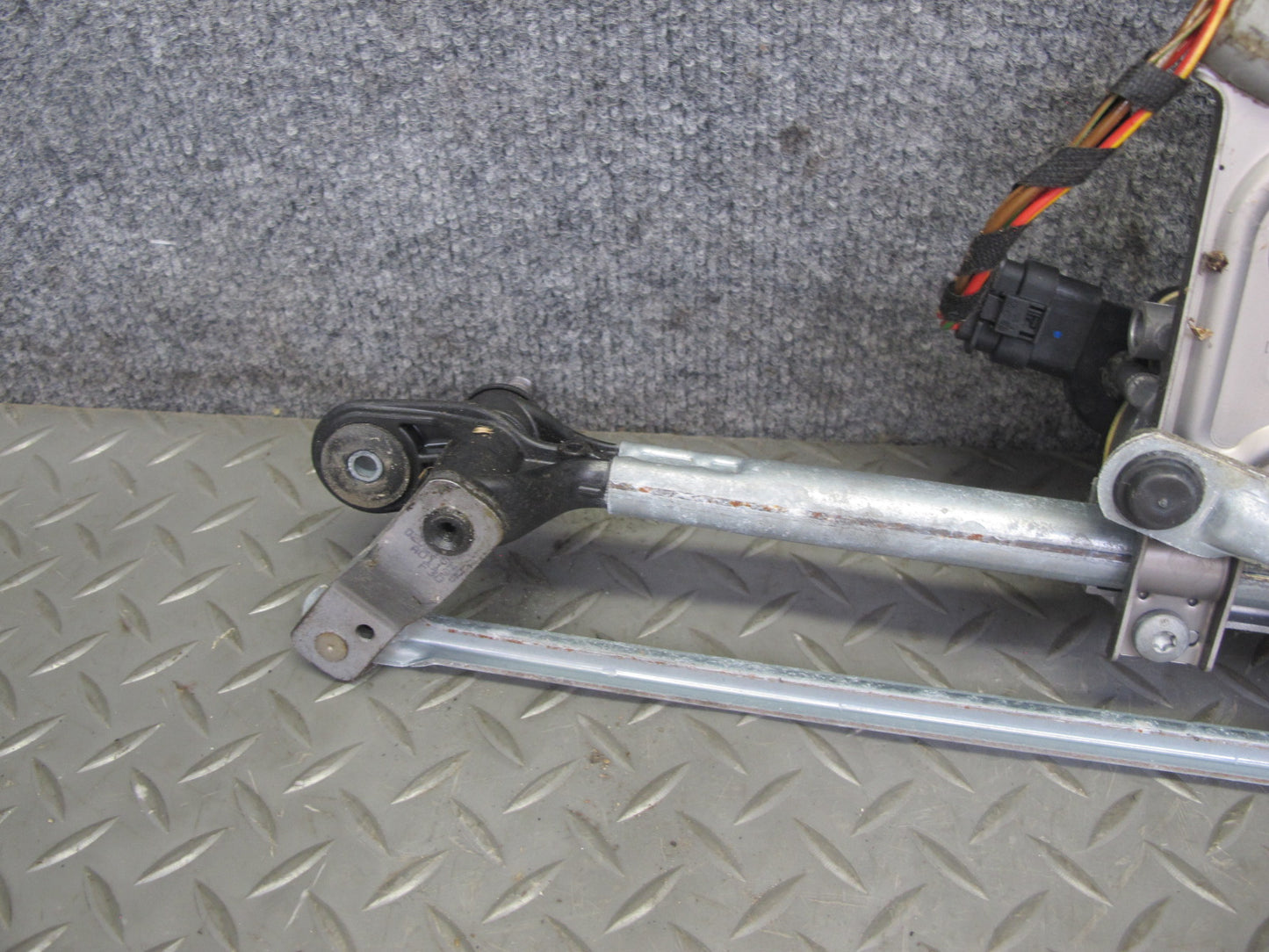 2015-2020 BMW F80 F82 M4 Windshield Wiper Transmission Linkage w Motor