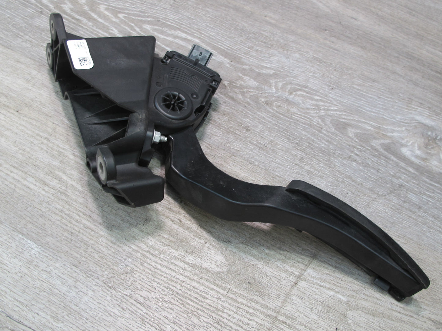 2017-2020 Maserati Levante M161 Gas Acceleration Pedal 04861714AF