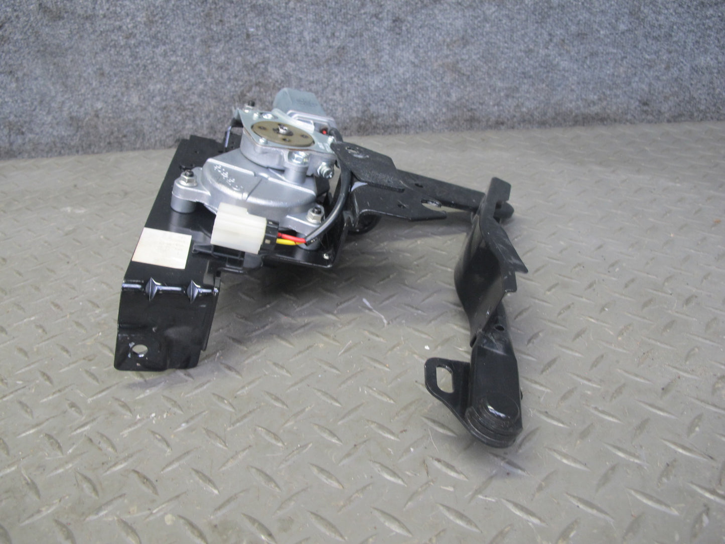 07-09 Nissan 350Z Z33 Convert Rear Left Soft TOP Roof Lift Motor w Hinge OEM