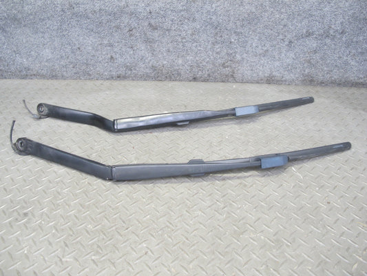 03-09 Nissan 350Z Z33 Set of 2 Front Left & Right Windshield Wiper Arm OEM