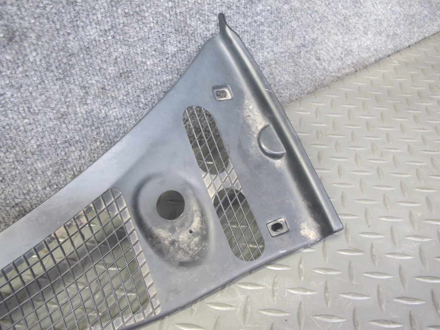 88-95 BMW E34 5-SERIES Front Windshield Cowl Trim Cover Panel Set OEM