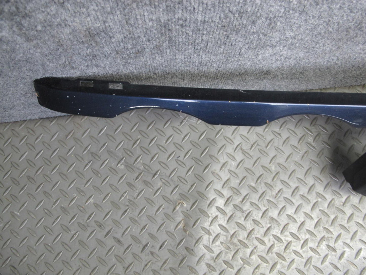 93-95 BMW E34 5-SERIES Front Nose Panel Cover Blue w Kindley Grille Assembly OEM
