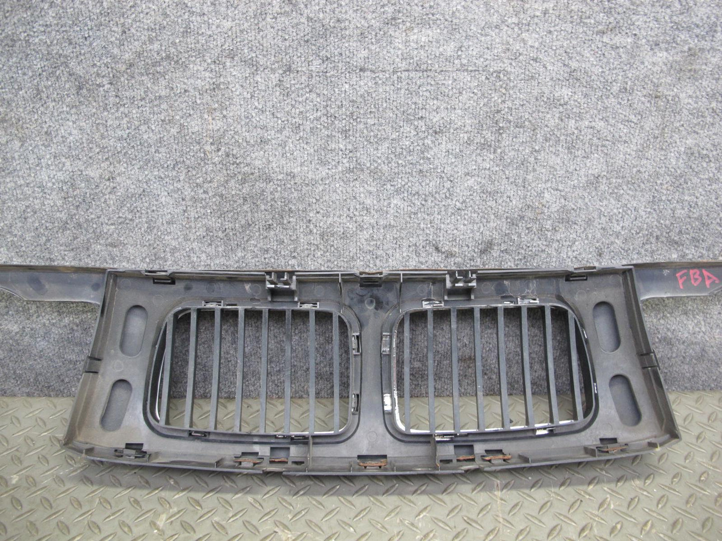 93-95 BMW E34 5-SERIES Front Nose Panel Cover Blue w Kindley Grille Assembly OEM
