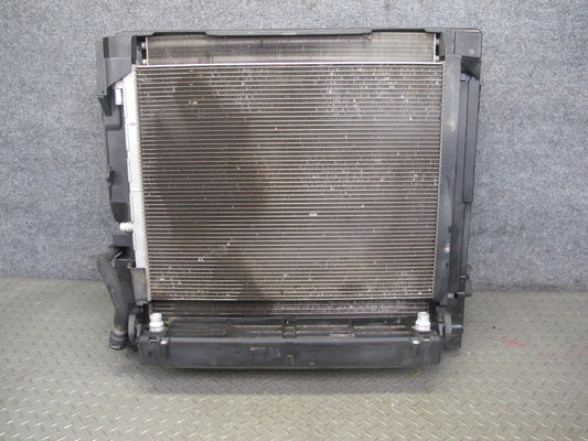 2010-2014 BMW E70 E71 X5M X6M S63 Engine Radiator Condenser Cooling Fan Shroud