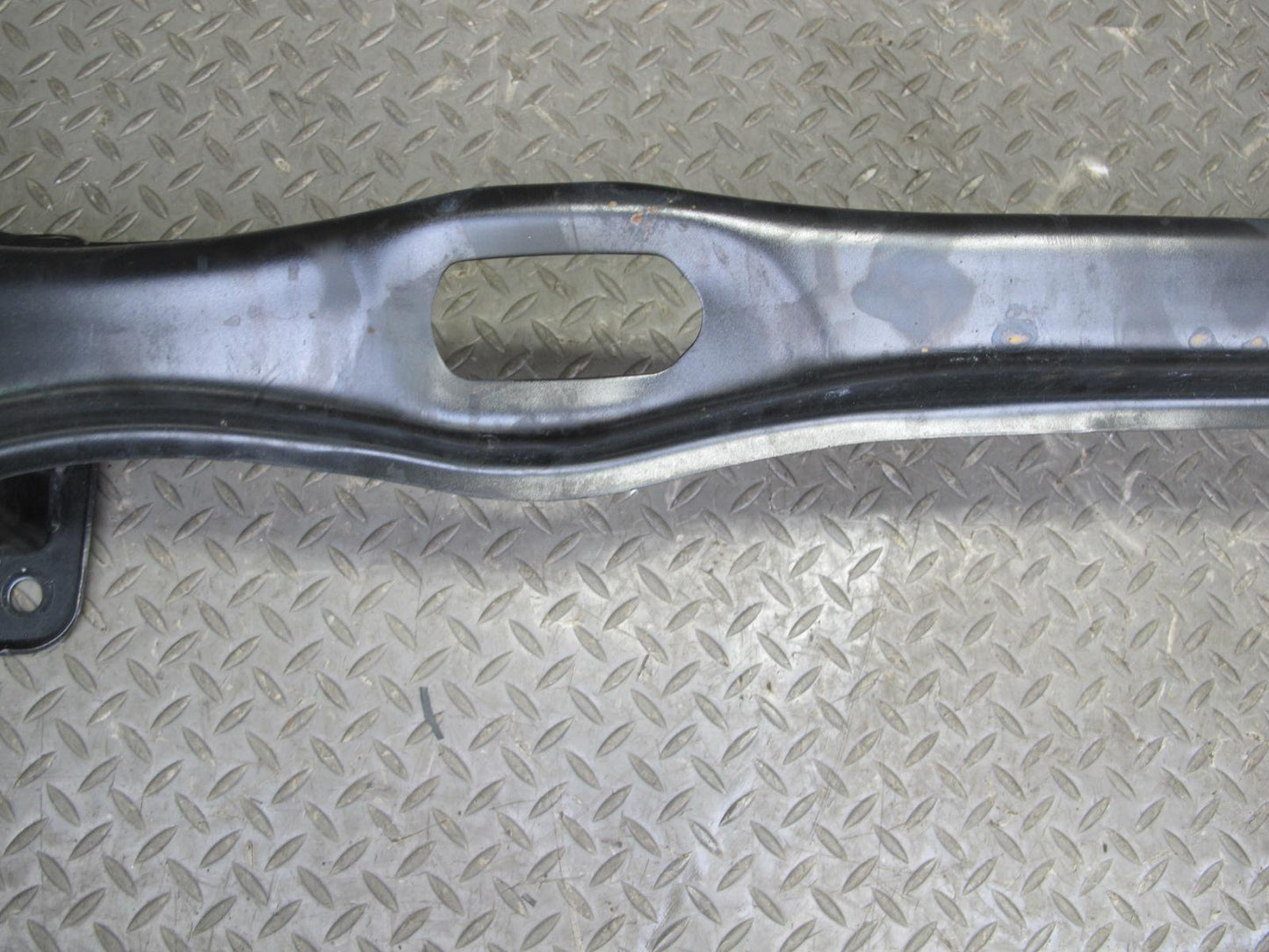 2008-2014 BMW E70 E71 E72 X6 Rear Bumper Impact Reinforcement Bar 7158449