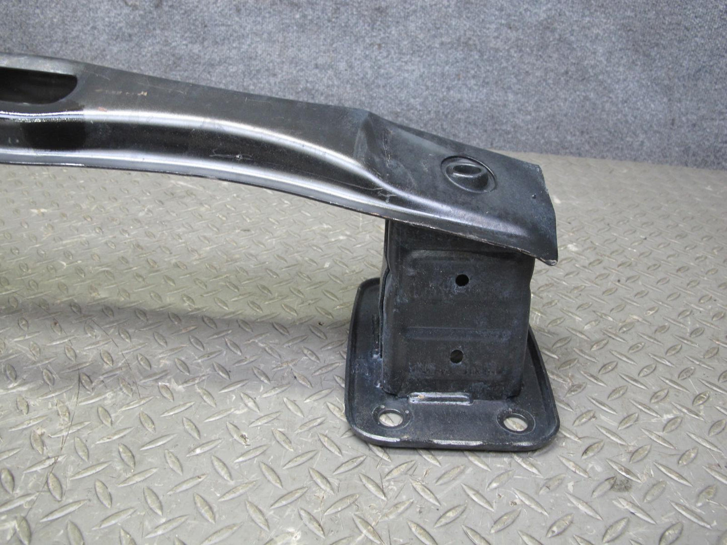 2008-2014 BMW E70 E71 E72 X6 Rear Bumper Impact Reinforcement Bar 7158449