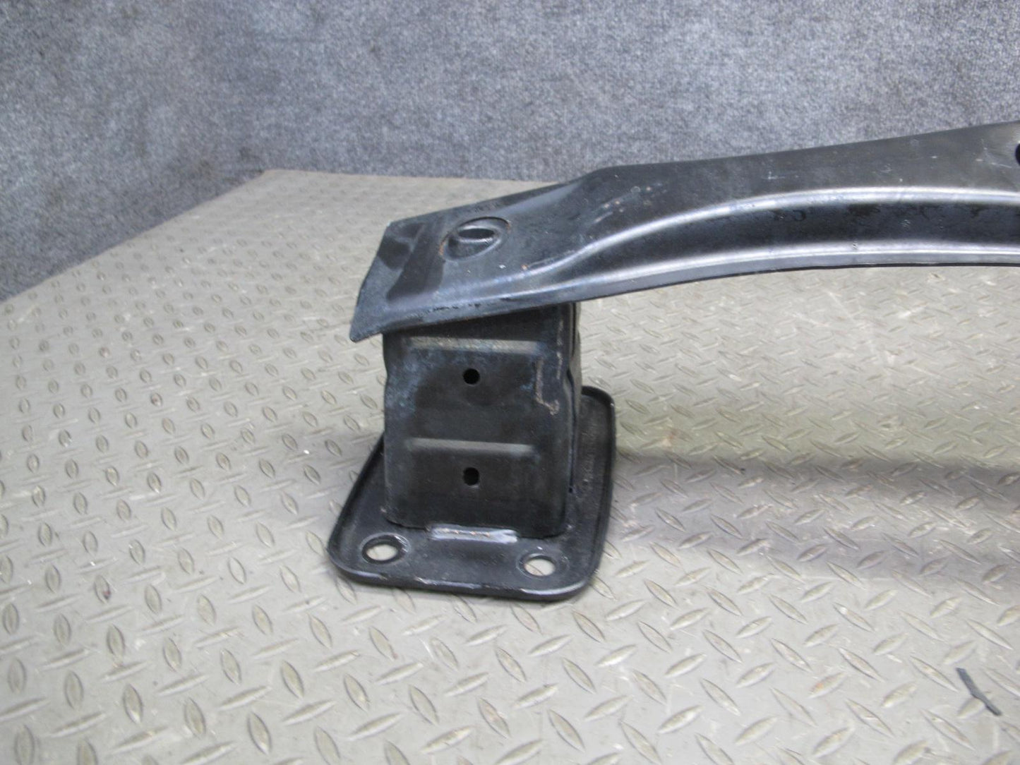 2008-2014 BMW E70 E71 E72 X6 Rear Bumper Impact Reinforcement Bar 7158449