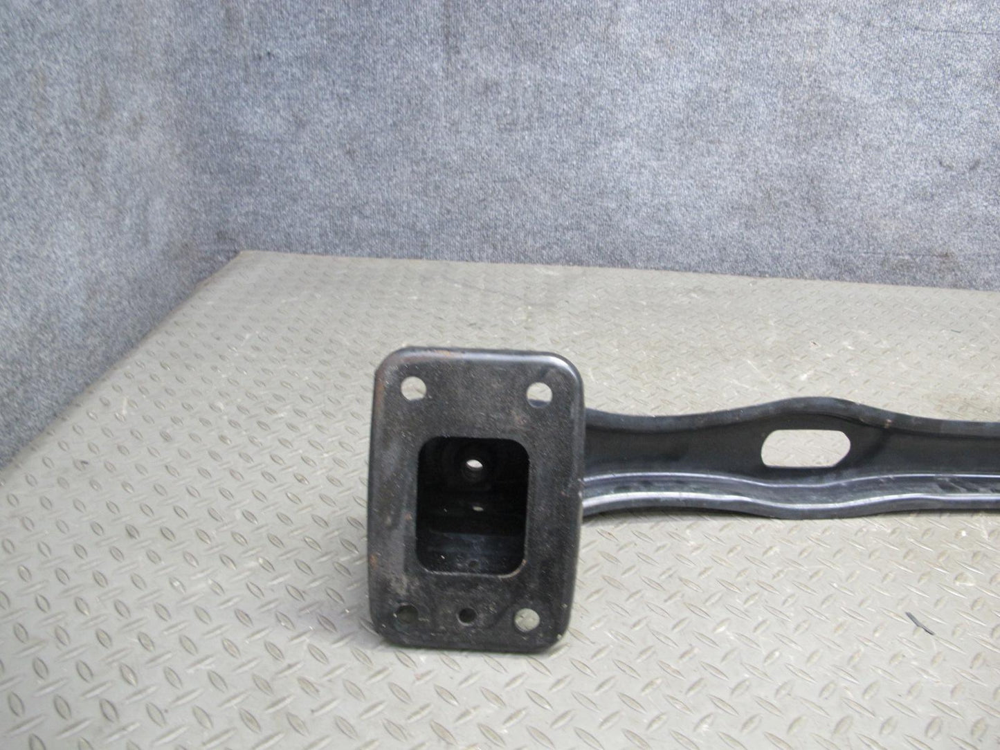 2008-2014 BMW E70 E71 E72 X6 Rear Bumper Impact Reinforcement Bar 7158449