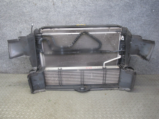 2012-2015 Mercedes R172 SLK250 Engine Radiator Condenser Fan Core Support Assy