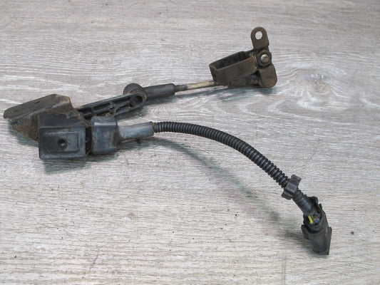 2003-2007 Hummer H2 Rear Right Pass Side Suspension Height Level Sensor