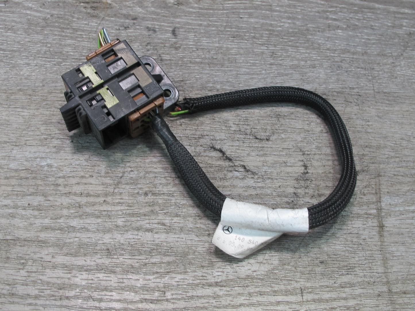 94-99 Mercedes W140 S-class Front Left Driver Door Switch Plug 0195457028 OEM