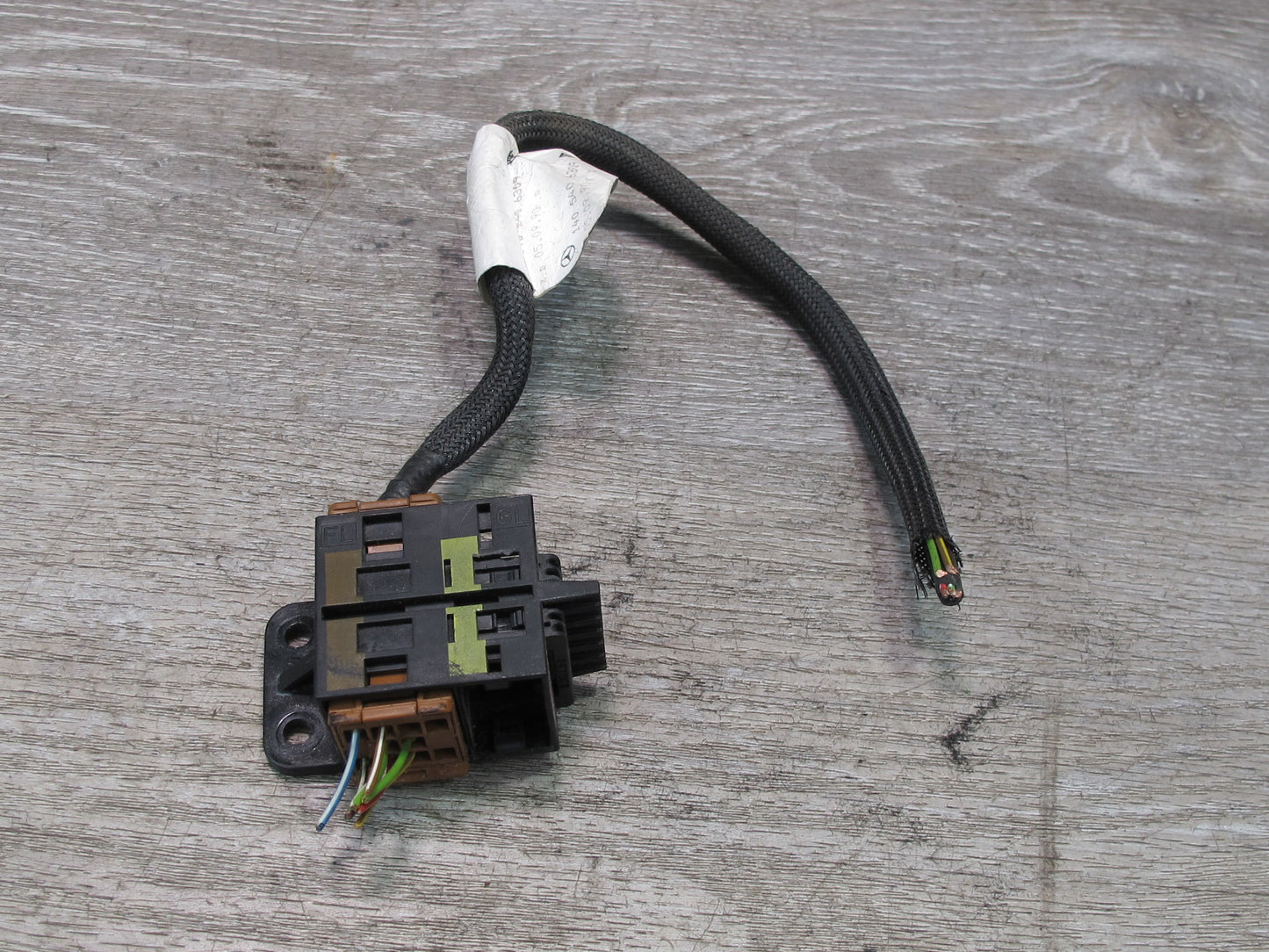 94-99 Mercedes W140 S-class Front Left Driver Door Switch Plug 0195457028 OEM