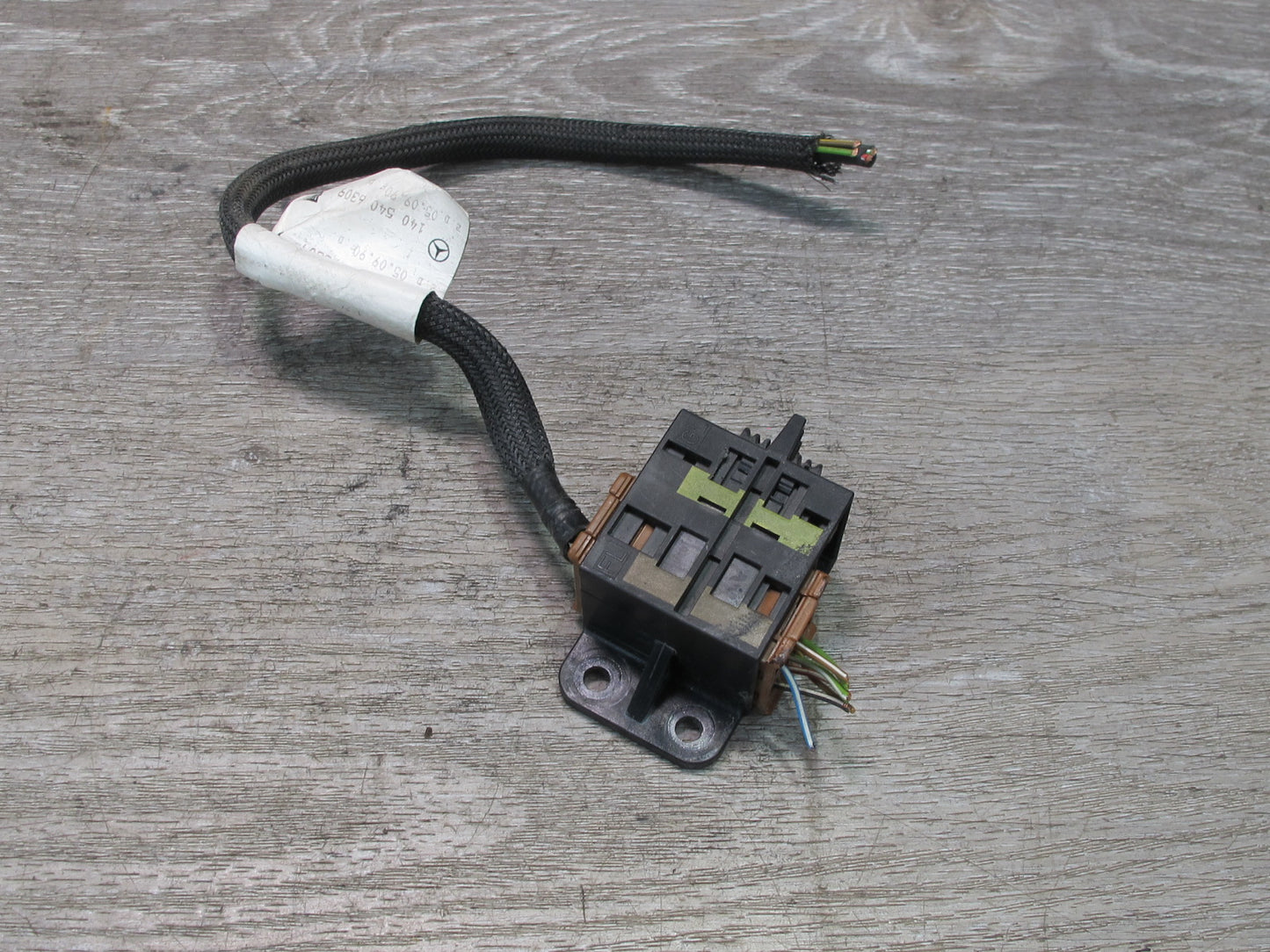 94-99 Mercedes W140 S-class Front Left Driver Door Switch Plug 0195457028 OEM