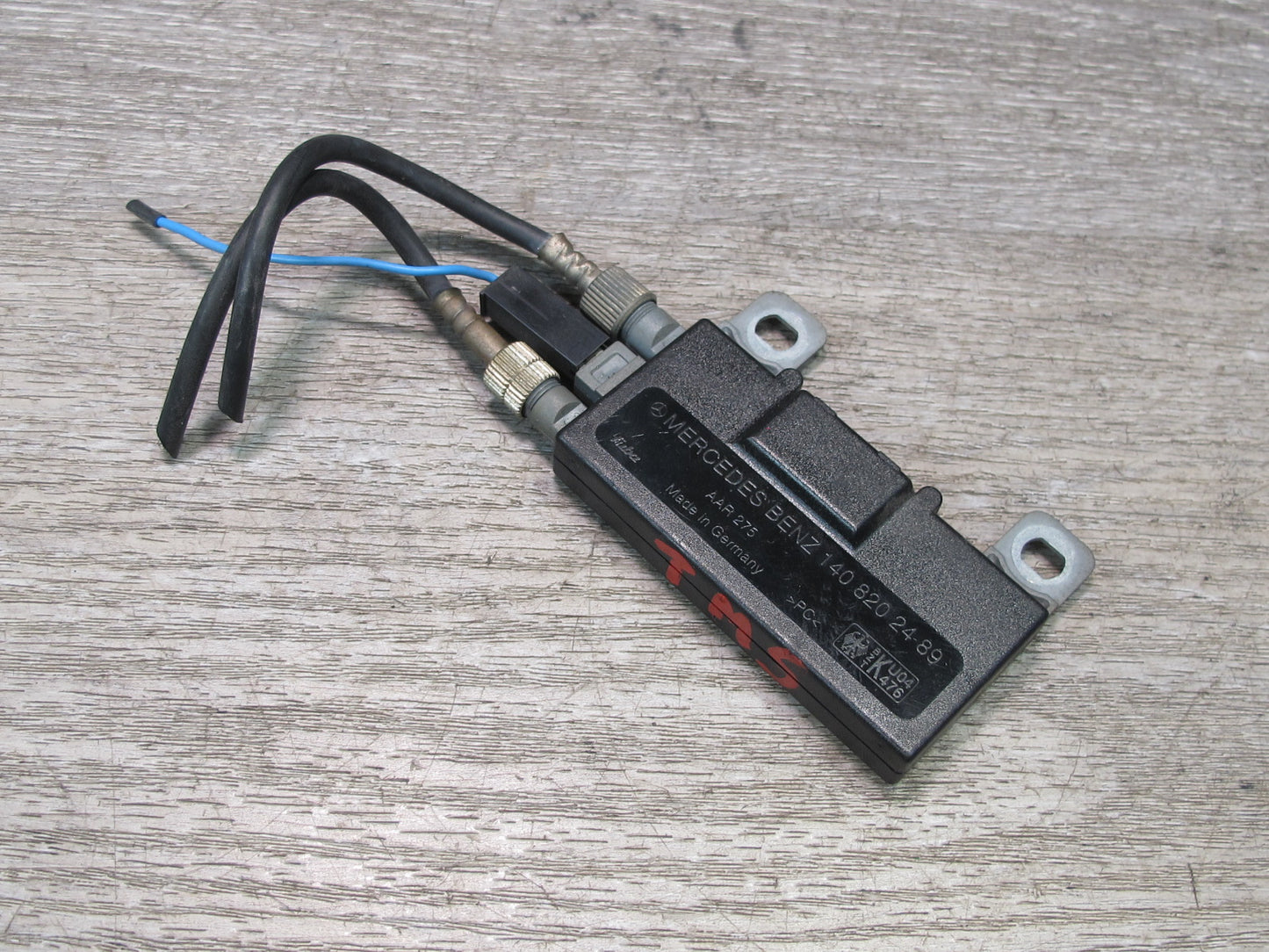 94-99 Mercedes W140 S-class Radio Antenna AMP Amplifier Module 1408202489 OEM