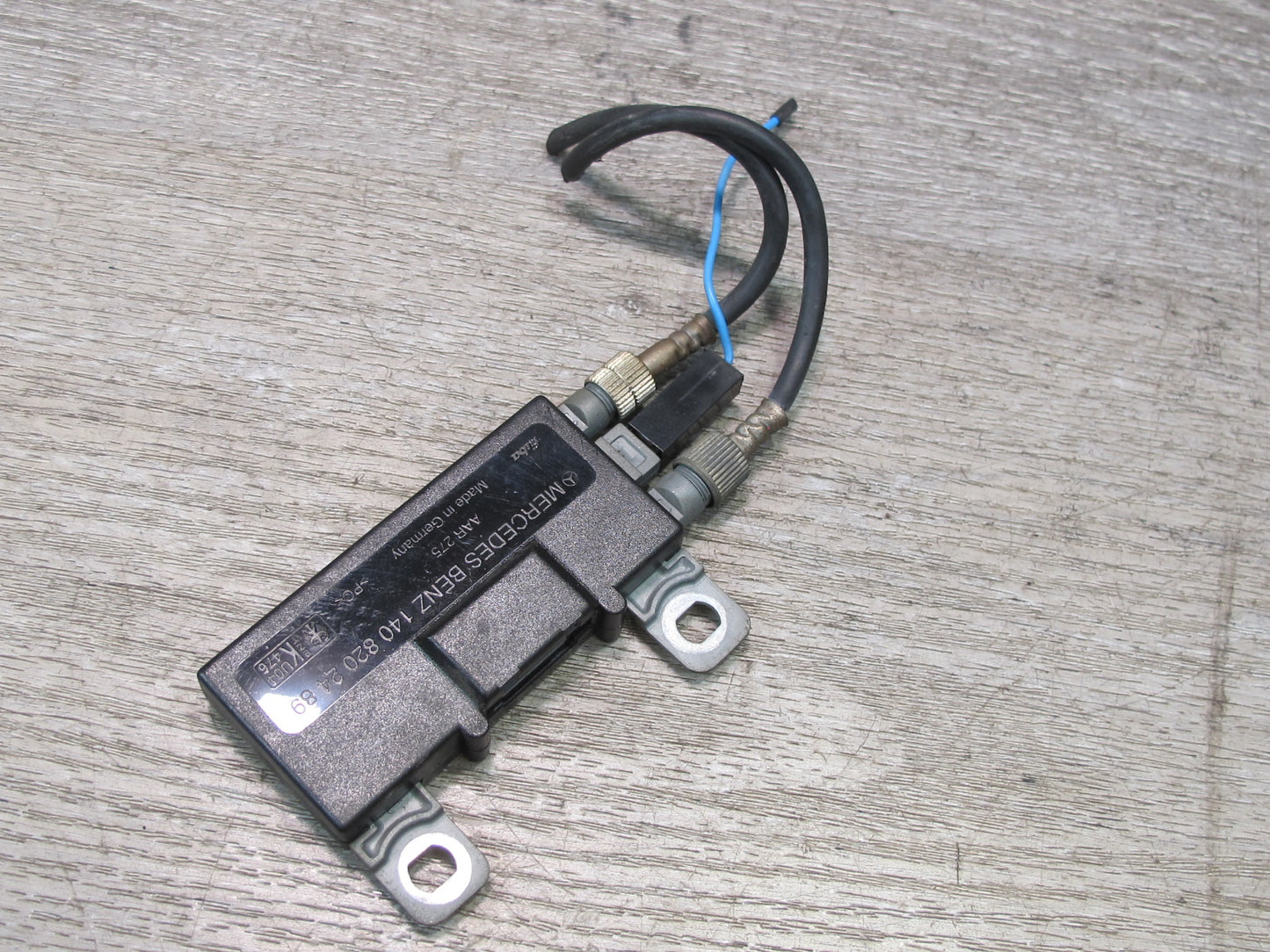 94-99 Mercedes W140 S-class Radio Antenna AMP Amplifier Module 1408202489 OEM