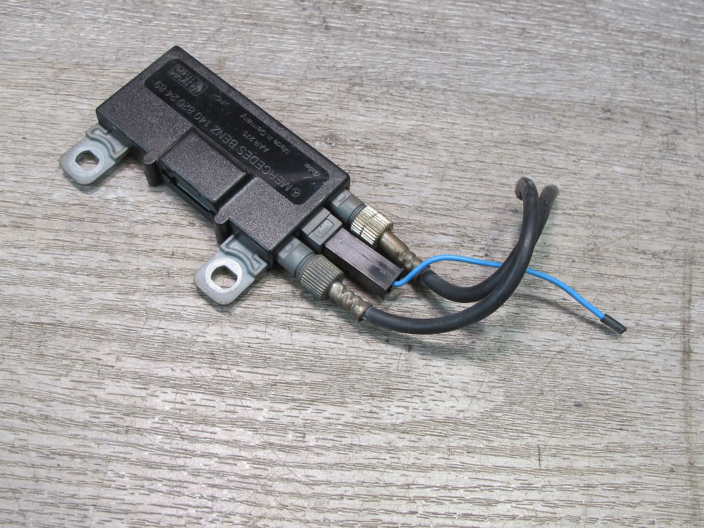94-99 Mercedes W140 S-class Radio Antenna AMP Amplifier Module 1408202489 OEM