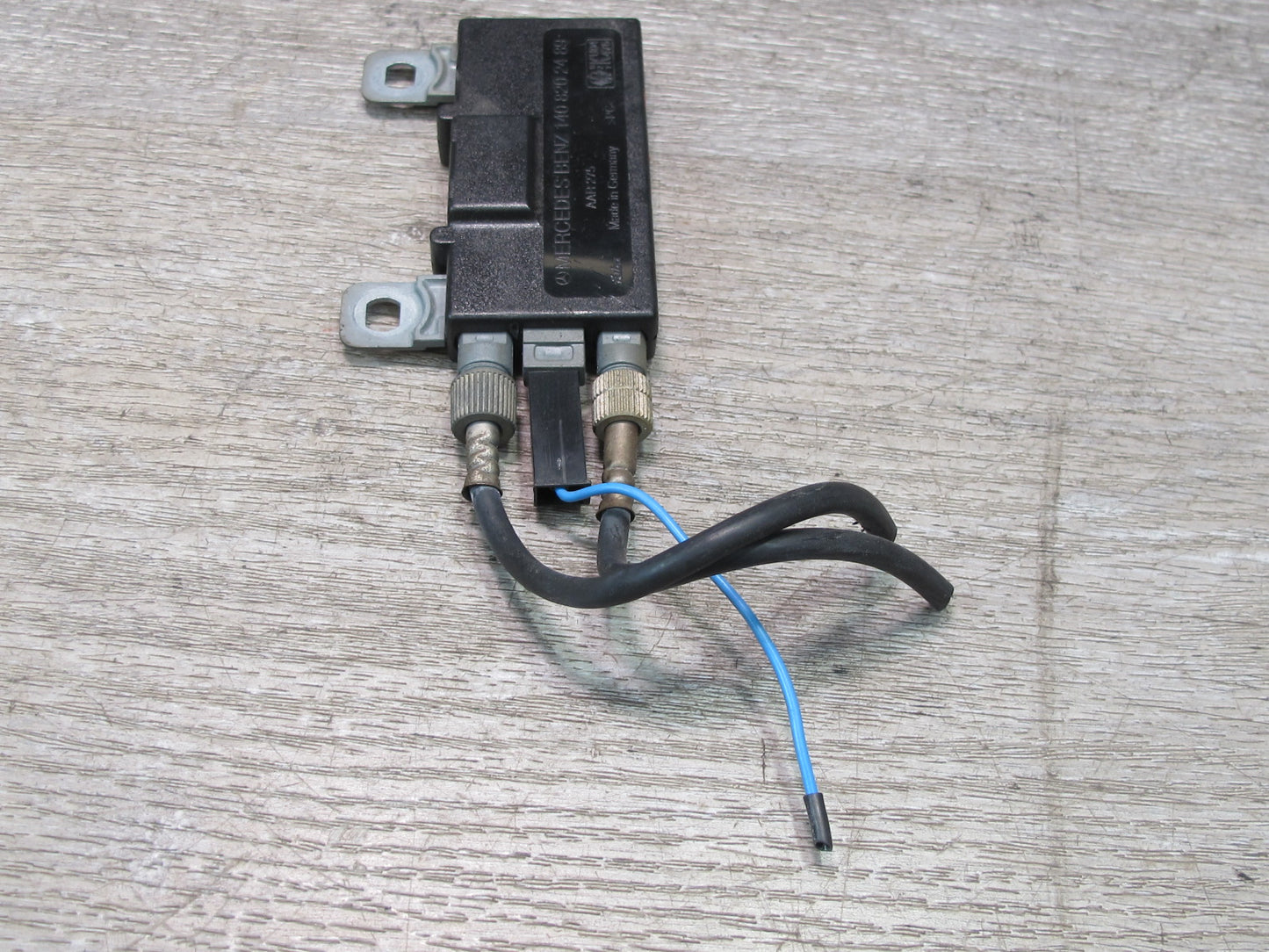 94-99 Mercedes W140 S-class Radio Antenna AMP Amplifier Module 1408202489 OEM