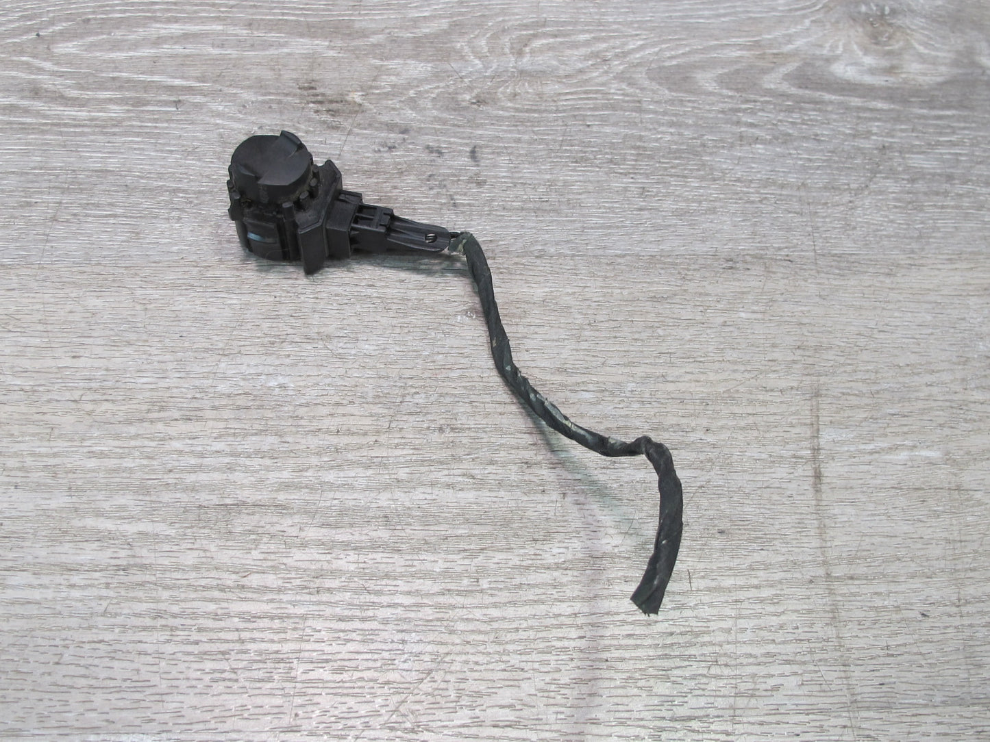 94-99 Mercedes W140 S320 Transmission Kick Down Switch OEM