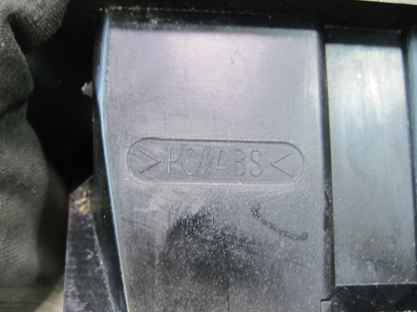 94-99 Mercedes W140 S-class Rear Center Console A/C Air Vent 1408300654 OEM
