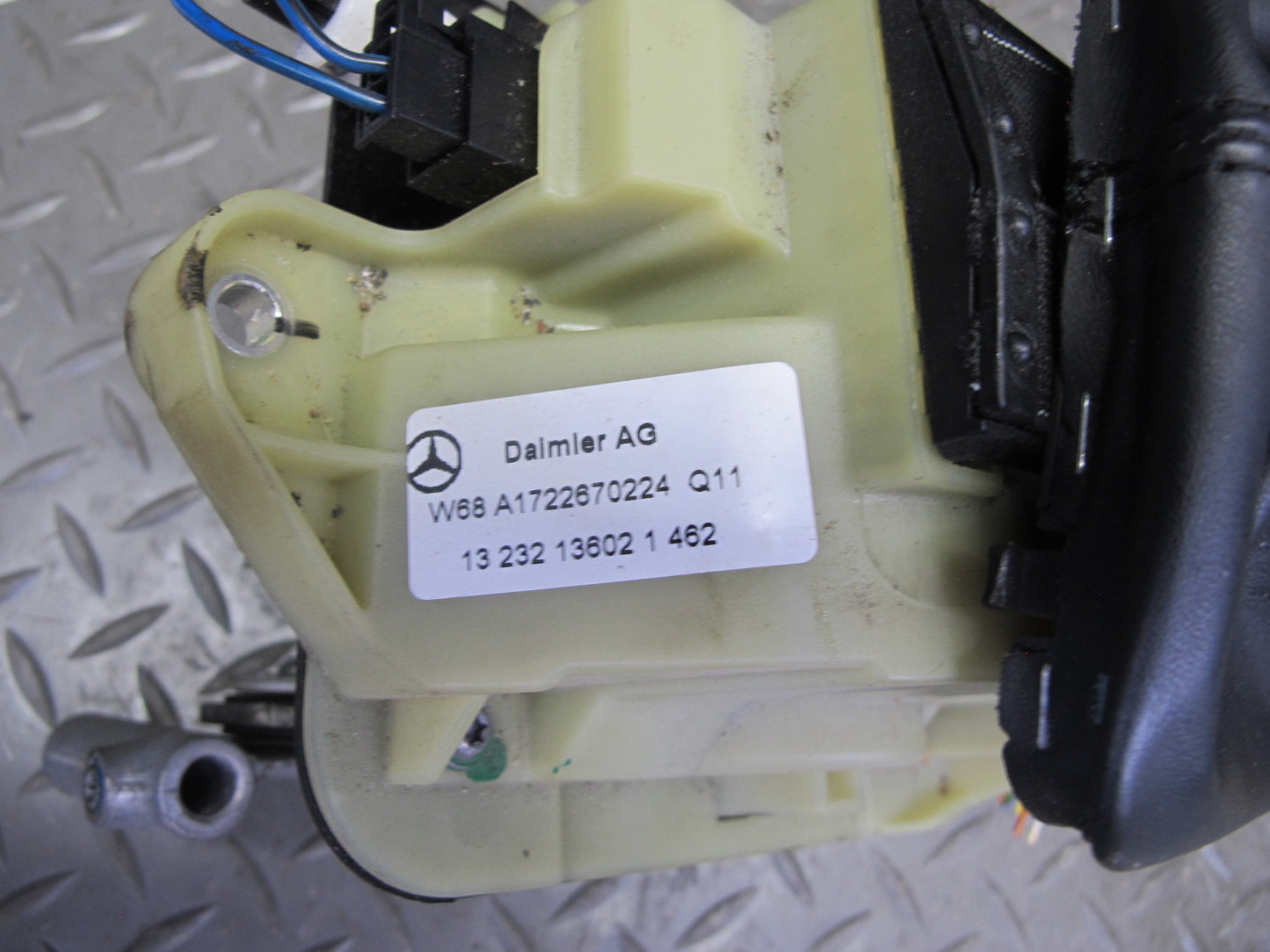 12-16 Mercedes R172 SLK Automatic Transmission Gear Box Shifter Selector W/ Knob