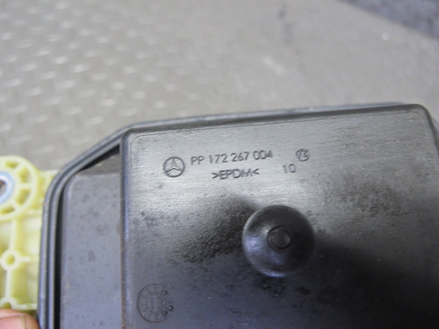 12-16 Mercedes R172 SLK Automatic Transmission Gear Box Shifter Selector W/ Knob