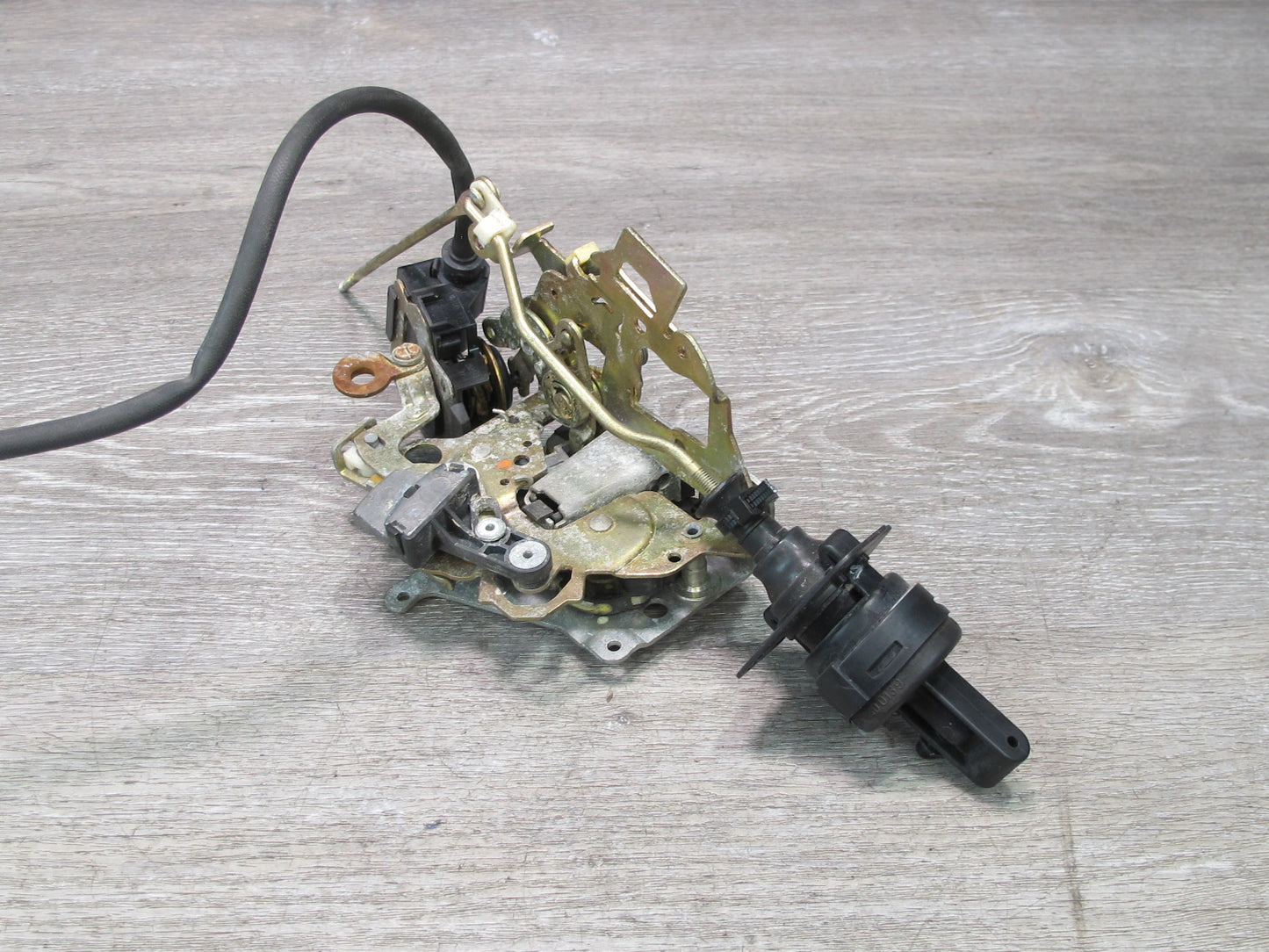 94-99 Mercedes W140 S-class Front Right Door Lock Latch Actuator OEM