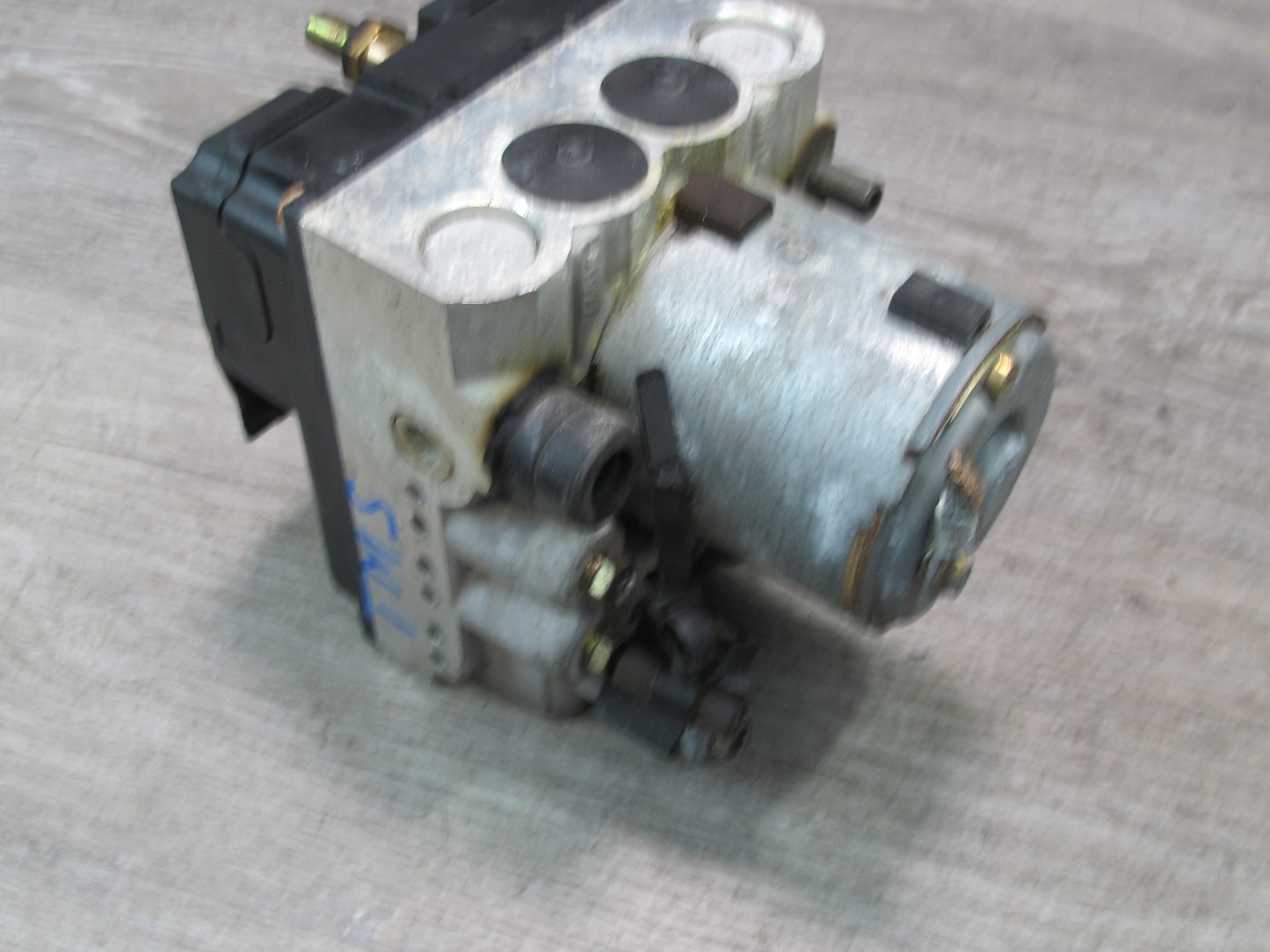 1995 Mercedes W140 RWD Anti Lock Brake ABS Pump Module 0024319612 OEM