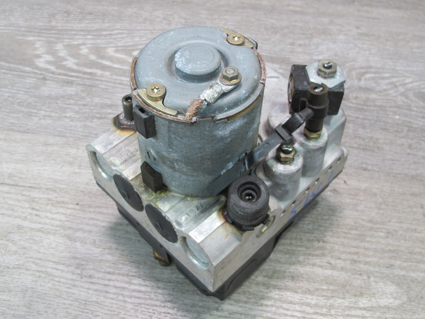 1995 Mercedes W140 RWD Anti Lock Brake ABS Pump Module 0024319612 OEM