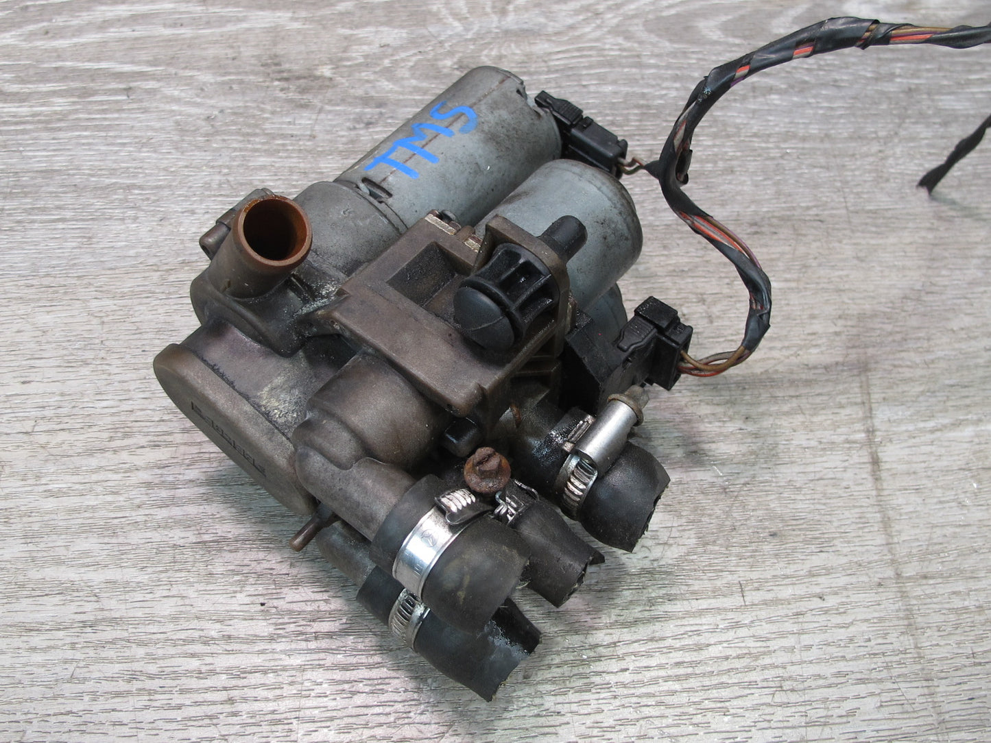 94-99 Mercedes W140 S-class Heater Control Water Valve 0018301484 OEM