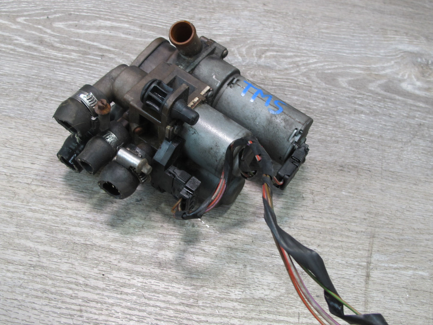94-99 Mercedes W140 S-class Heater Control Water Valve 0018301484 OEM