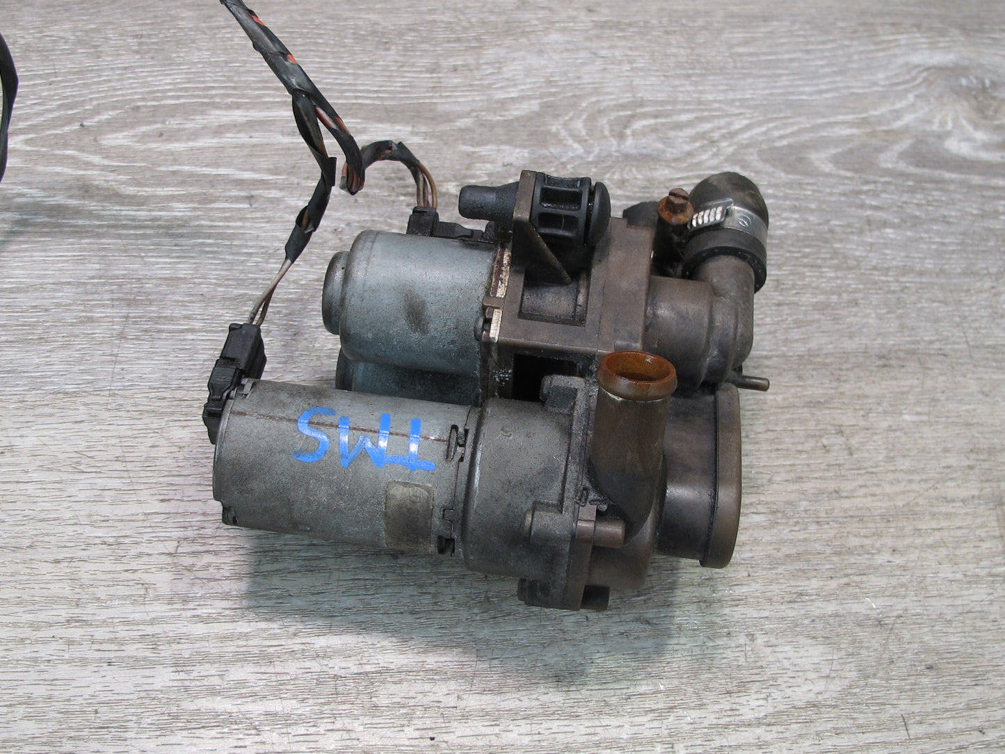 94-99 Mercedes W140 S-class Heater Control Water Valve 0018301484 OEM