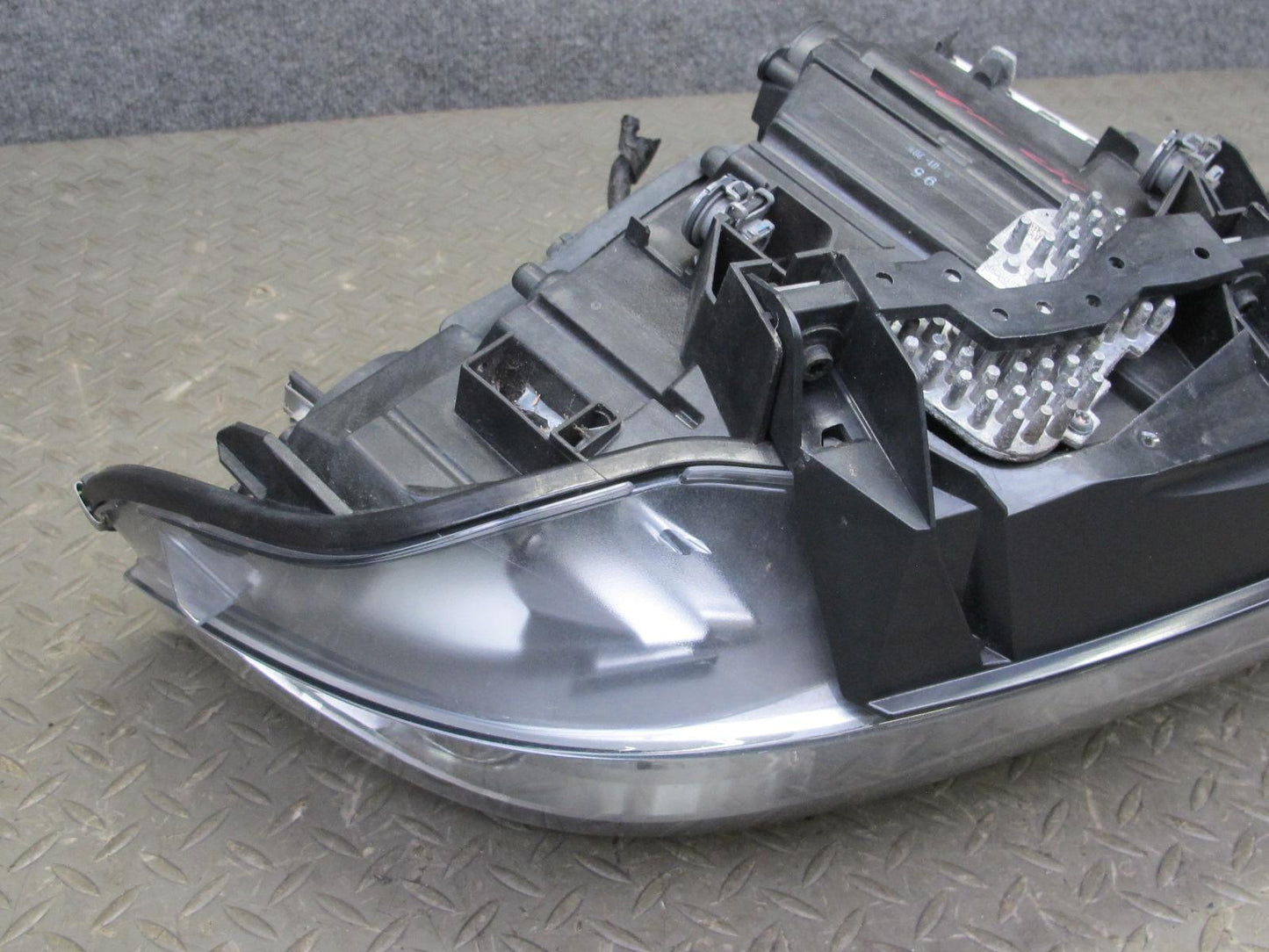 2015-2017 BMW F82 F32 F33 Front Left Xenon HID Headlight Lamp w Ballast 7424111