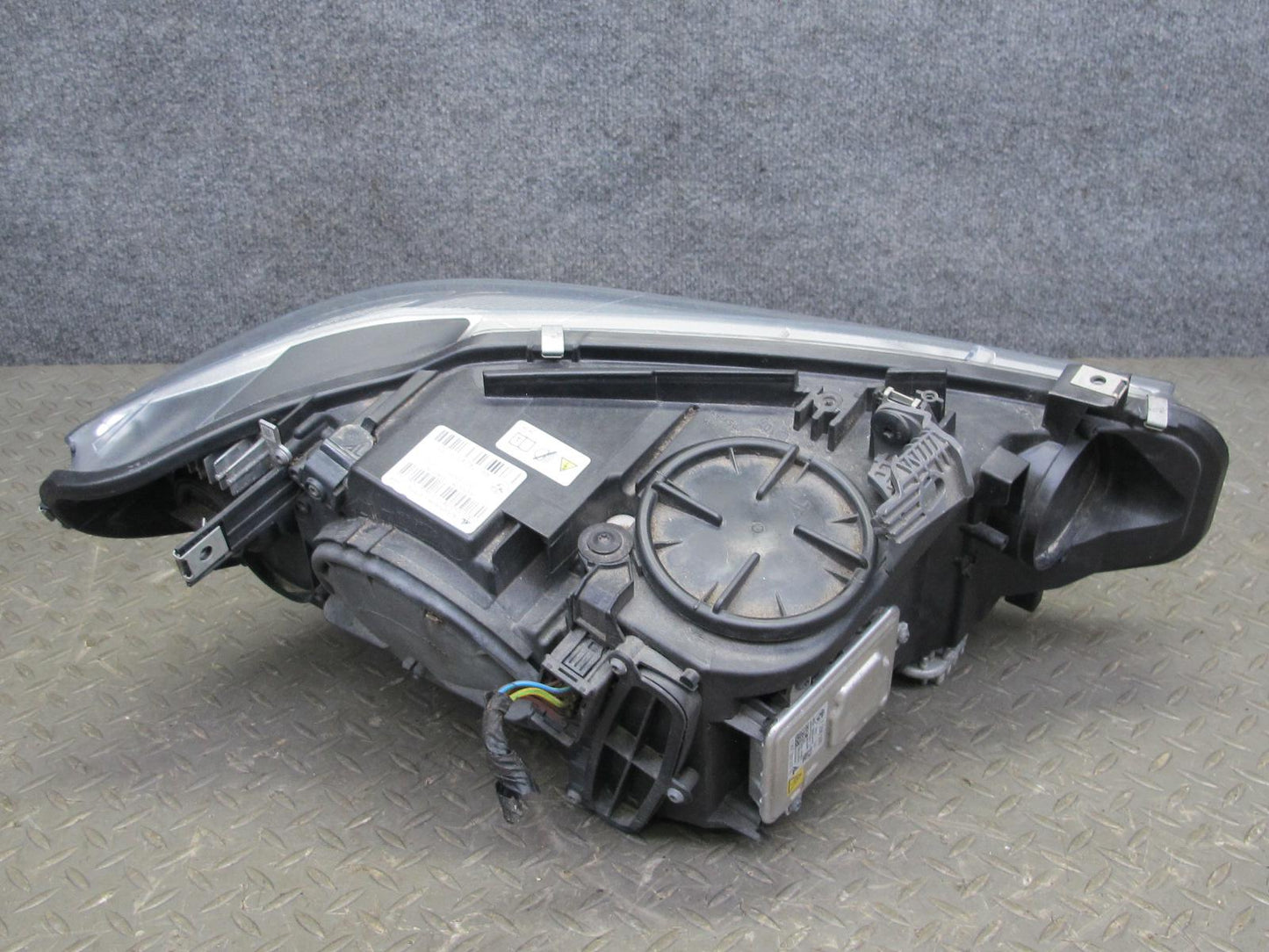 2015-2017 BMW F82 F32 F33 Front Left Xenon HID Headlight Lamp w Ballast 7424111