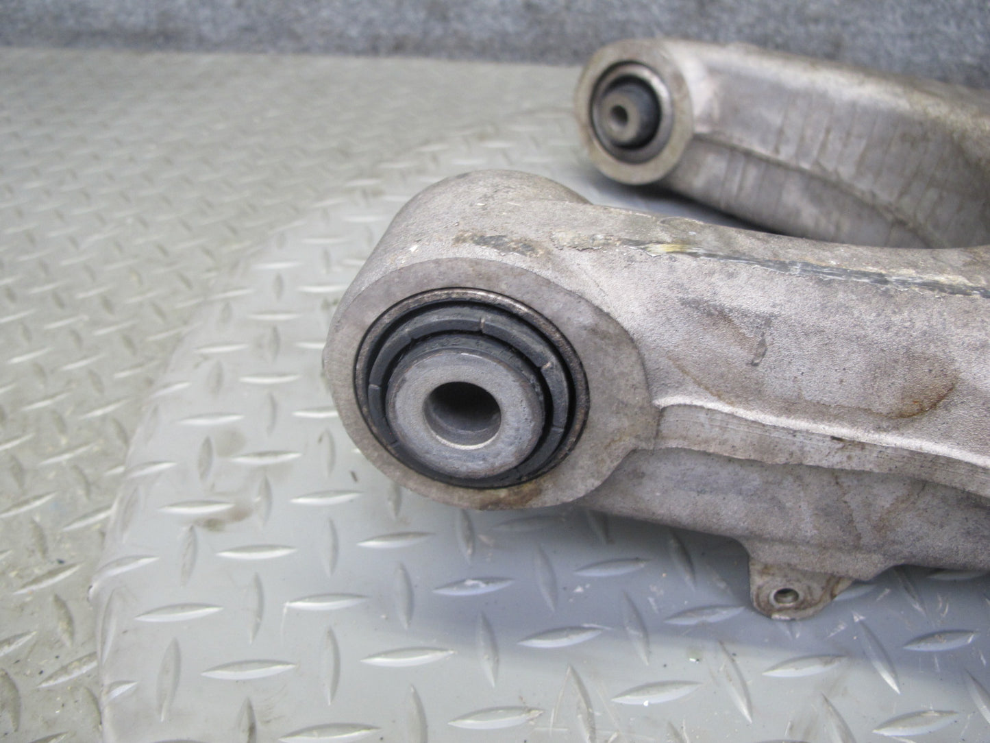 2008-2014 BMW E71 E72 X6 Rear Left Suspension Control Arm Set