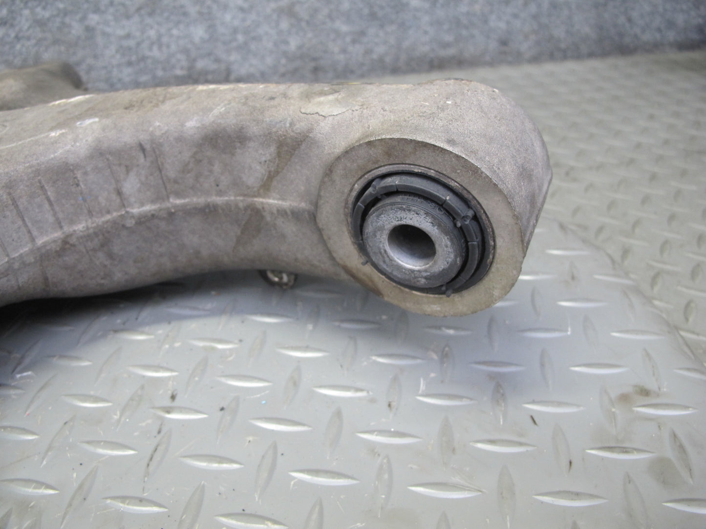 2008-2014 BMW E71 E72 X6 Rear Left Suspension Control Arm Set