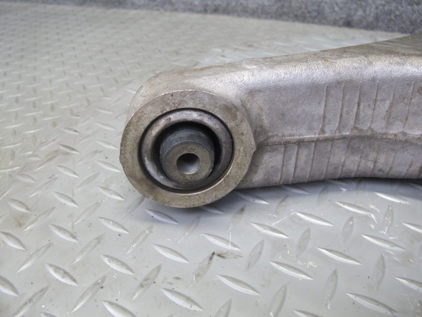 2008-2014 BMW E71 E72 X6 Rear Left Suspension Control Arm Set