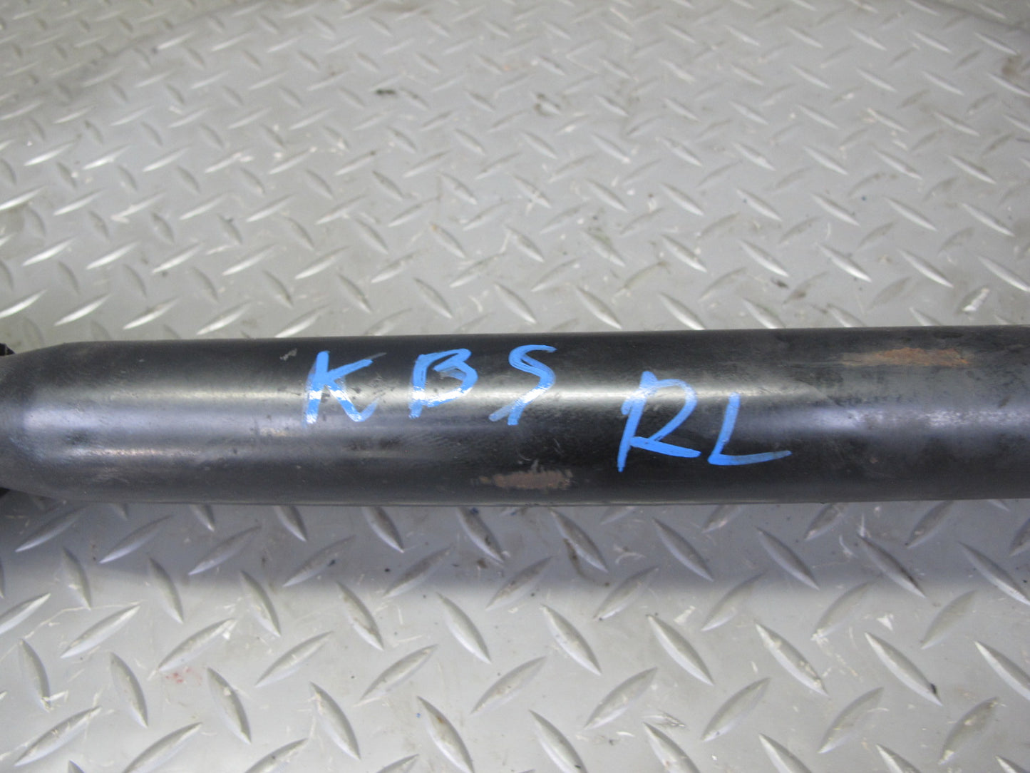 2006-2010 BMW E63 E64 M6 Rear Left or Right Suspension Axle Shaft 2282668