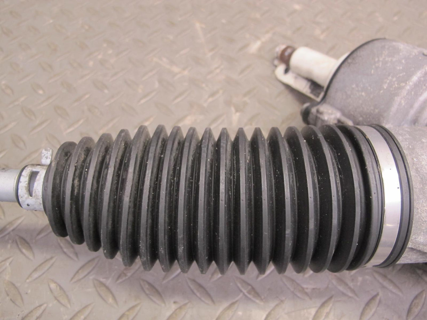 2015-2020 BMW F80 F82 F83 M4 Electric Power Steering Rack & Pinion