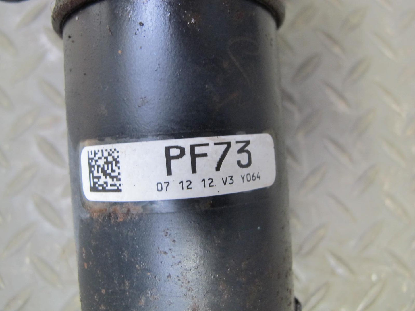 08-17 Lexus UVF46L LS600hL LS460L AWD LWB Rear Drive Shaft Driveshaft OEM