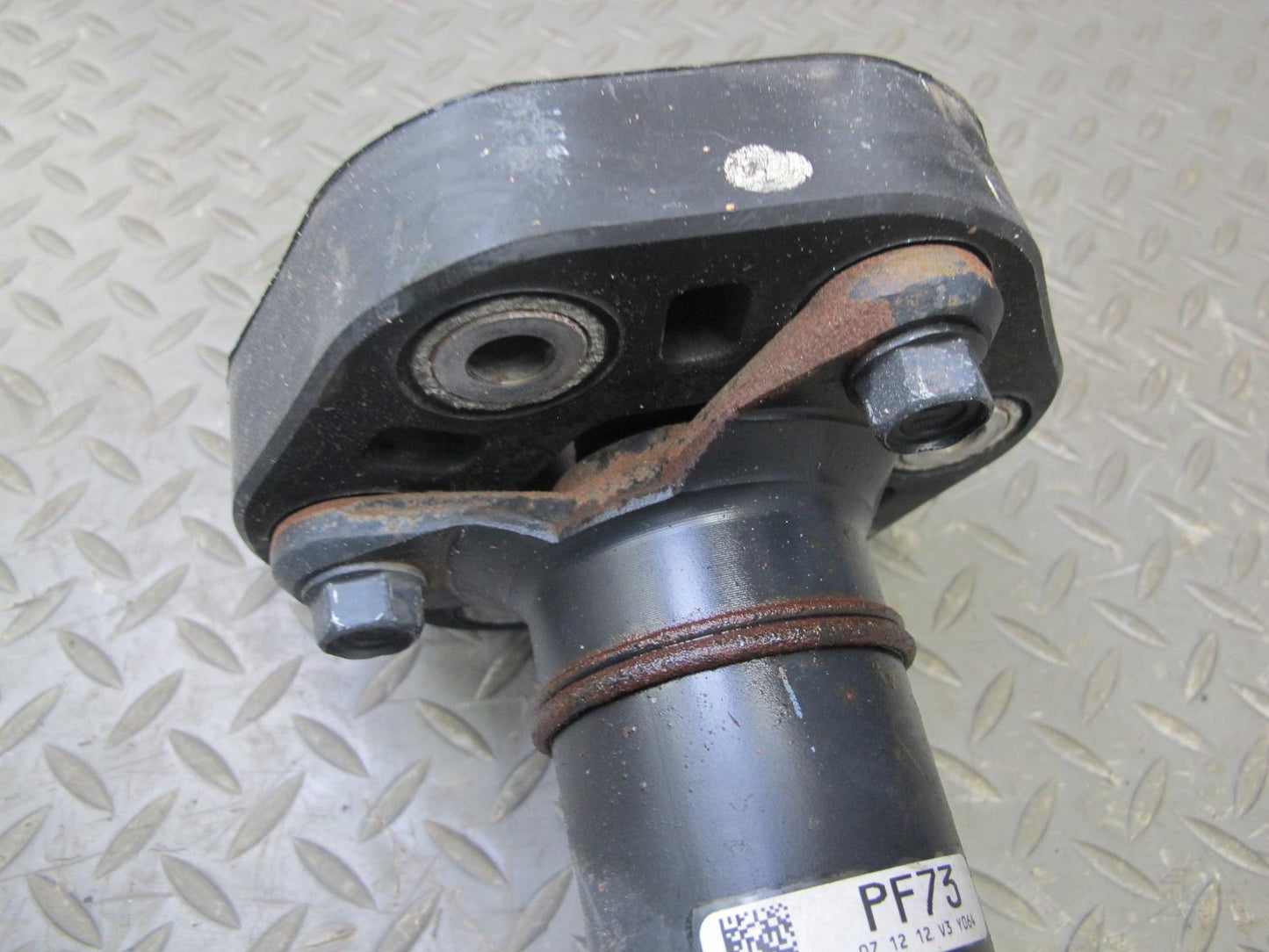 08-17 Lexus UVF46L LS600hL LS460L AWD LWB Rear Drive Shaft Driveshaft OEM