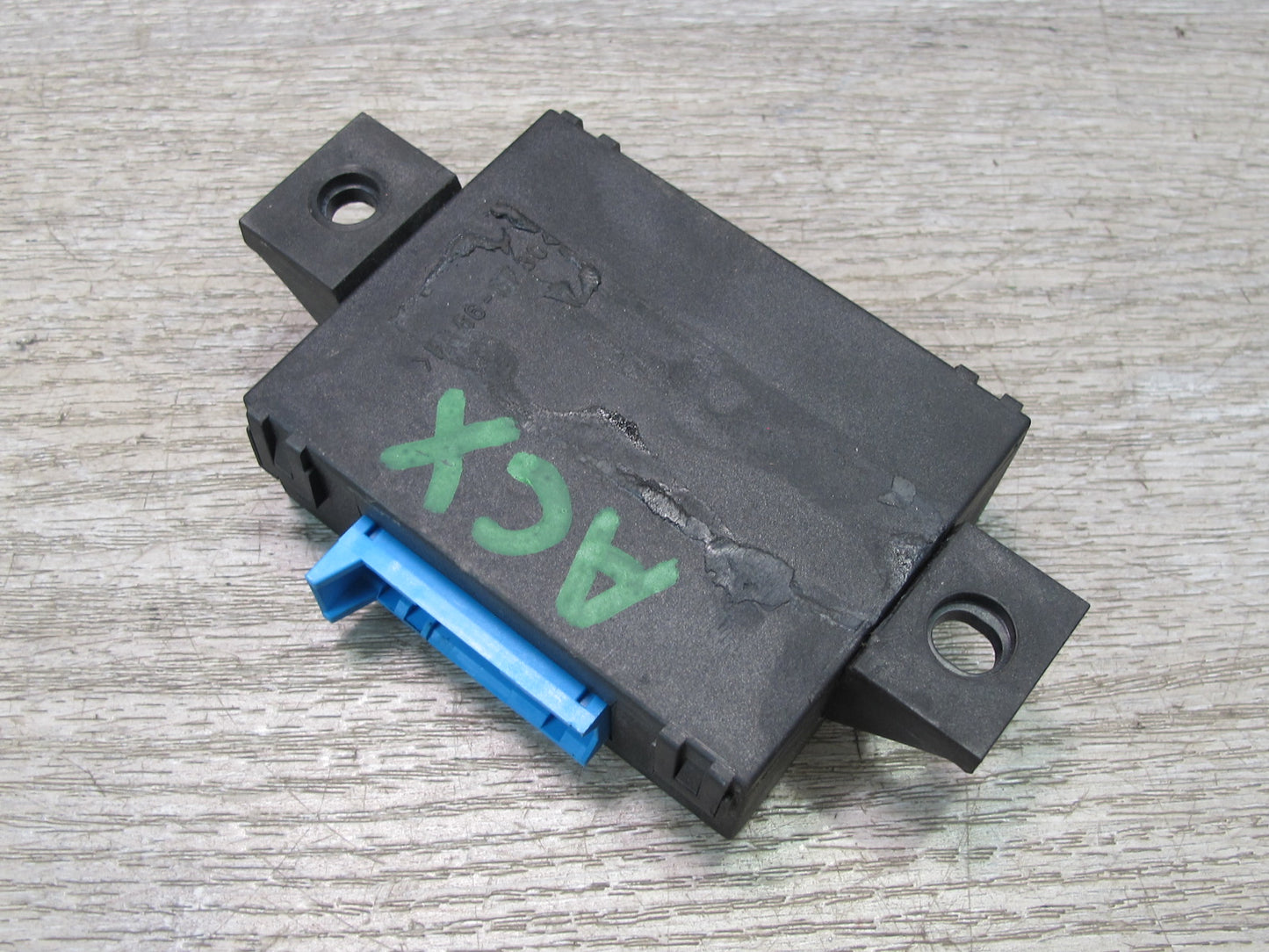2004-2009 Cadillac XLR Park Distance Assist Computer Module Unit 10348799