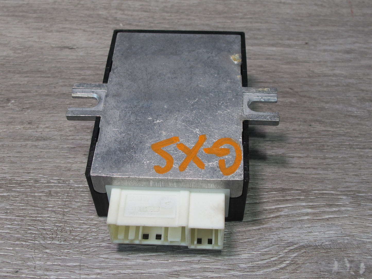 2008-2014 BMW E71 E72 X6 Fuel Pump Control Module 7229174