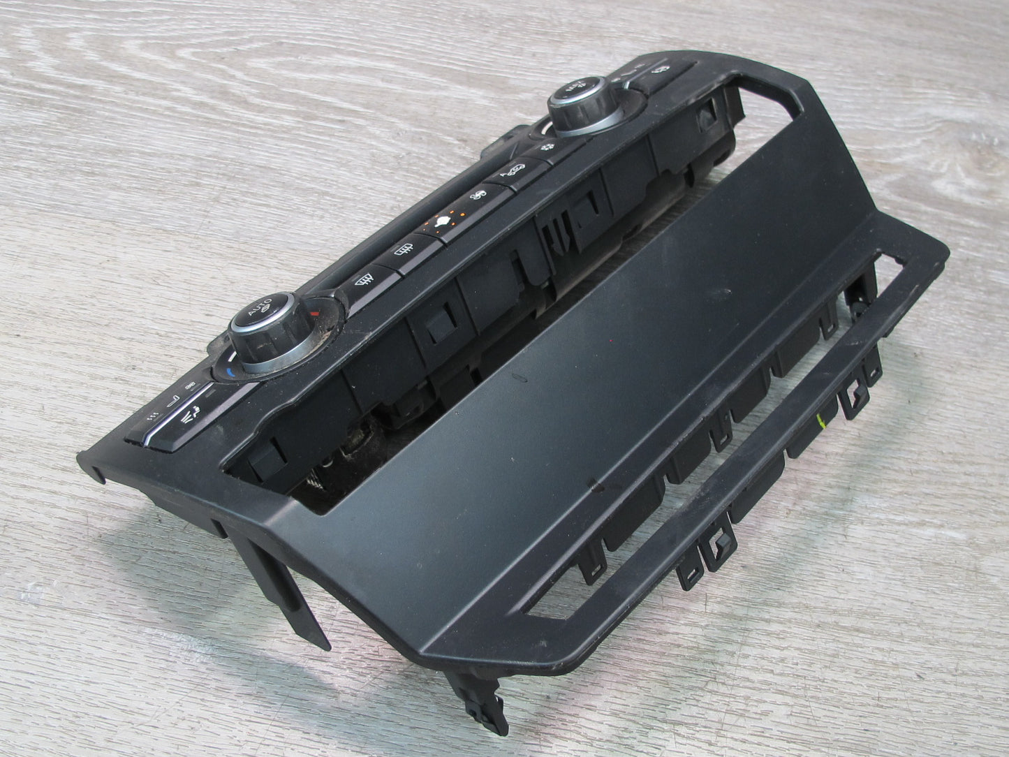 2008-2011 BMW E71 E72 X6 A/C Heater Climate Control Switch Panel 9219975