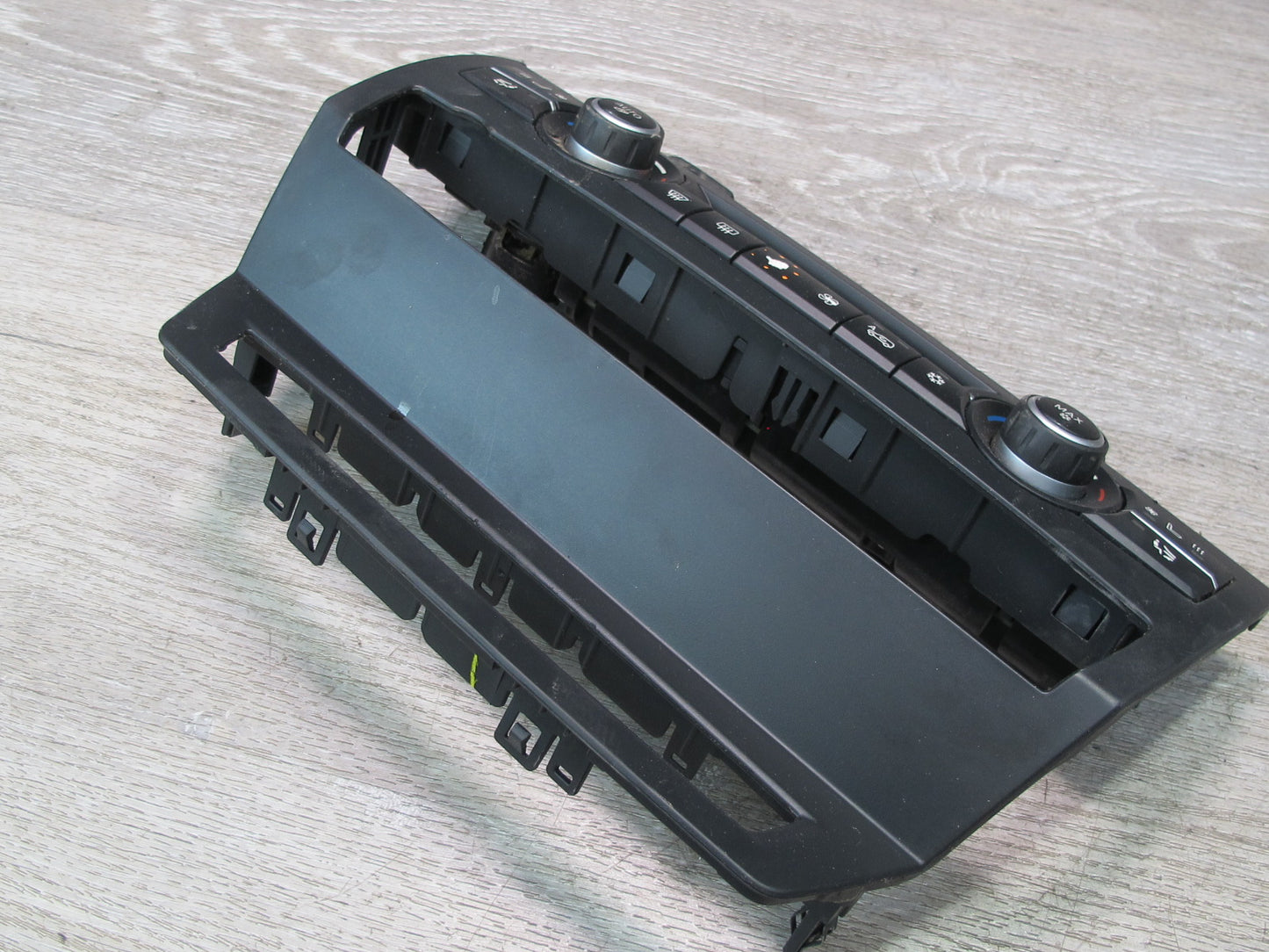 2008-2011 BMW E71 E72 X6 A/C Heater Climate Control Switch Panel 9219975