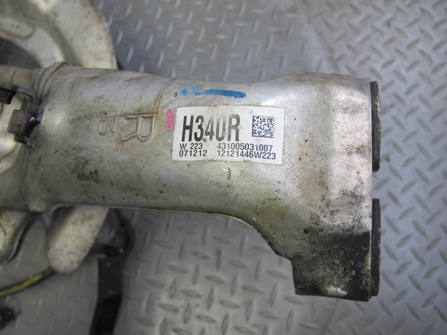 08-17 Lexus LS460 LS600hL AWD Front Right Spindle Knuckle Wheel Hub Bearing OEM