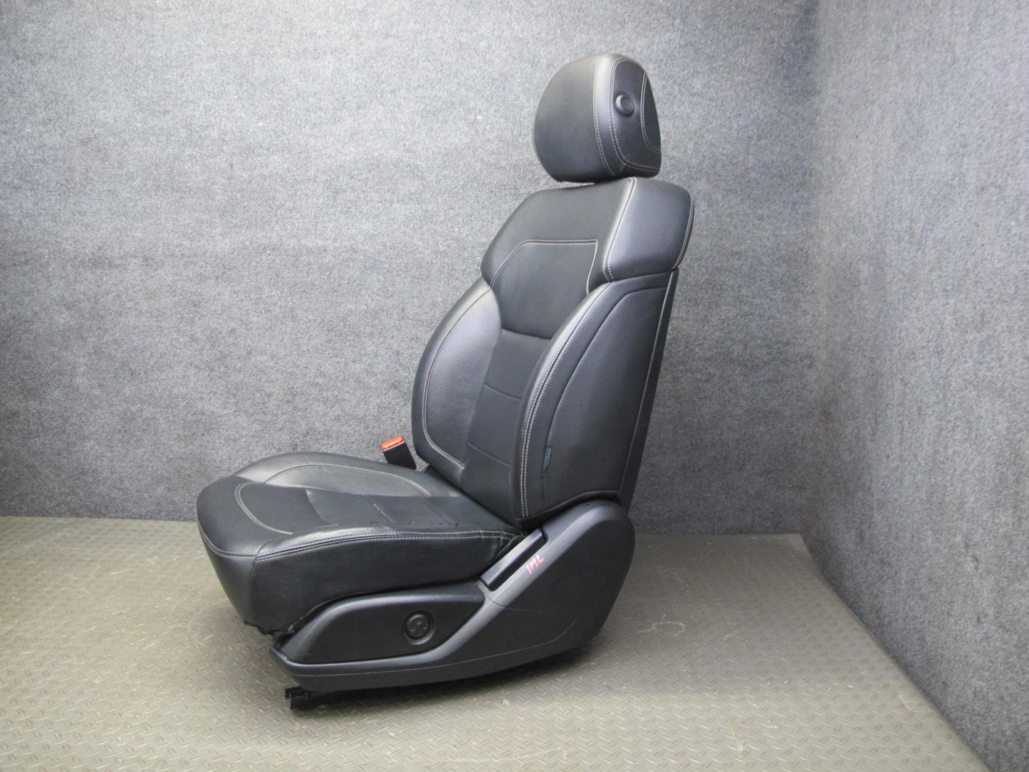 12-15 Mercedes W166 Ml-class Set of 2 Front Right & Left Seat Black OEM