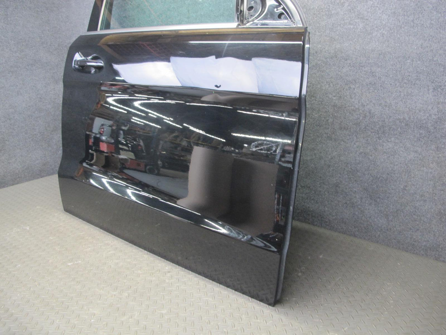 12-15 Mercedes X166 W166 GL Ml-class Front Right Door Shell Panel Black Assy OEM